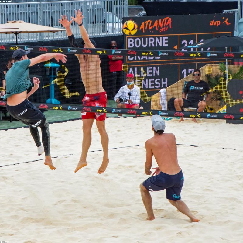 Bộ 5 vở Dot Grid định lượng 100gsm