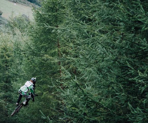 Bé yêu trong tiệc thôi nôi