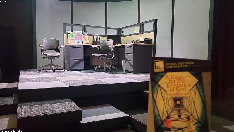 Diễn viên Ngô Thanh Tâm trên sân khấu kịch