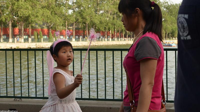 Bé diện đồ thời trang chuẩn size