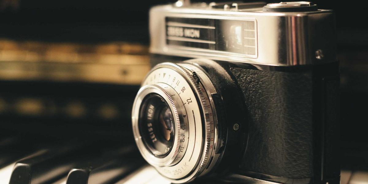 Không gian phòng tối Darkroom 2026