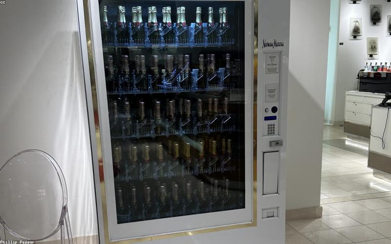 Thưởng thức Champagne cao cấp tại Champagne Club