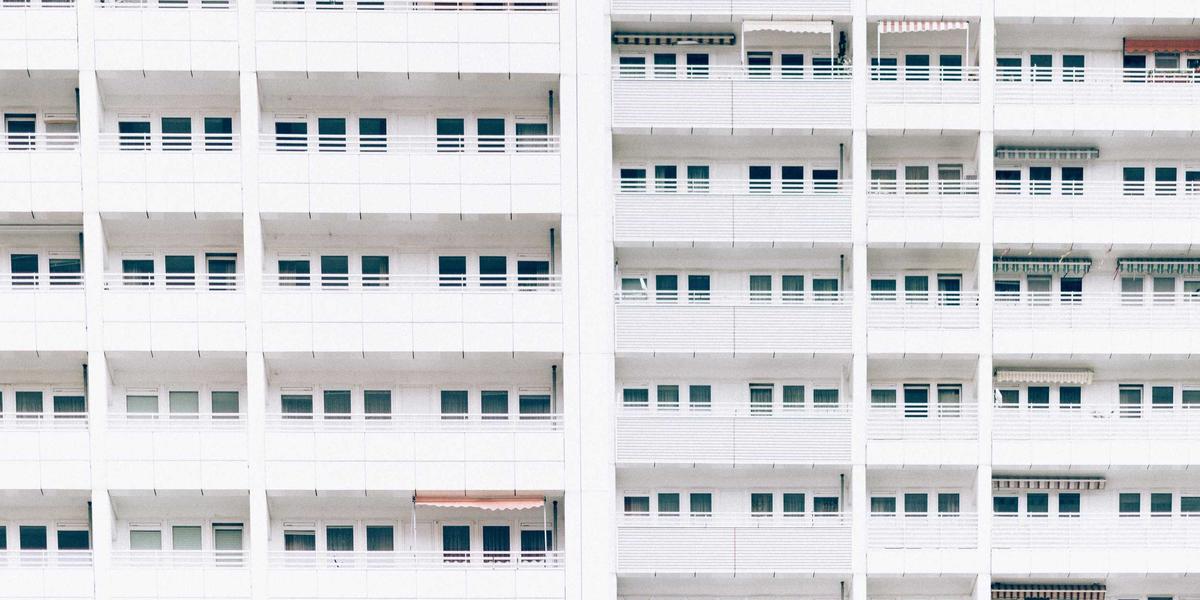 Không gian nội thất sang trọng với đèn chùm pha lê