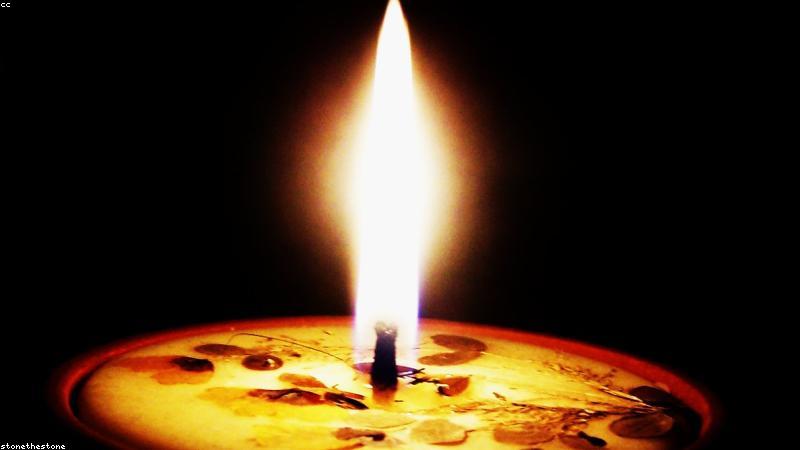 Xu hướng nến thơm hiện đại 2024