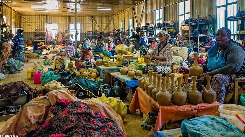 Chất liệu men gốm nghệ thuật tinh tế