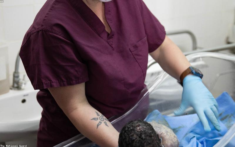 Chăm sóc bé sơ sinh