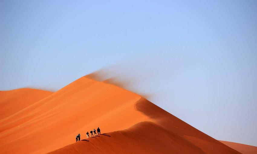 Bình gốm pháp lam triều Thanh