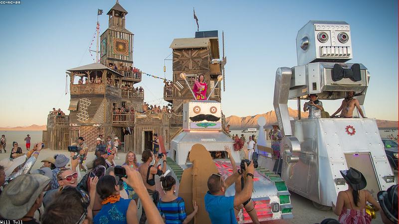 Robot và sự tương tác với con người