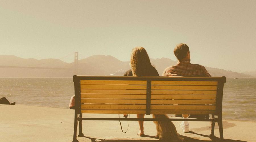 AI vs Traditional Web Design