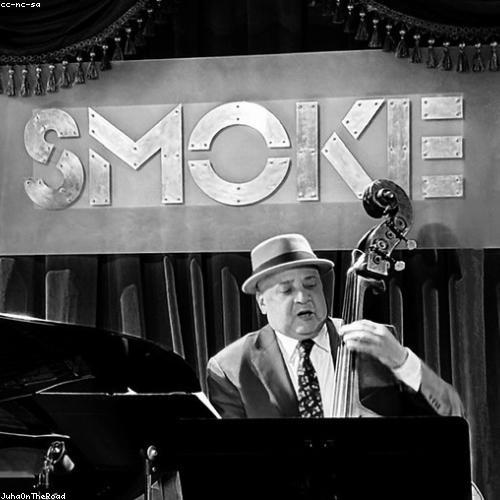 Không gian hoài cổ