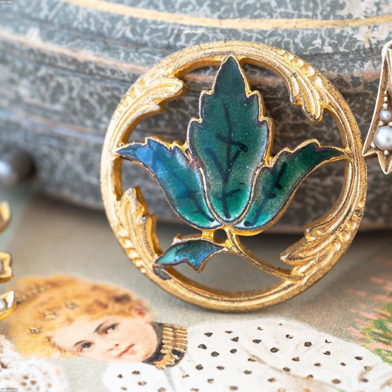 Kính Áp Tròng Trong Suốt Acuvue Oasys