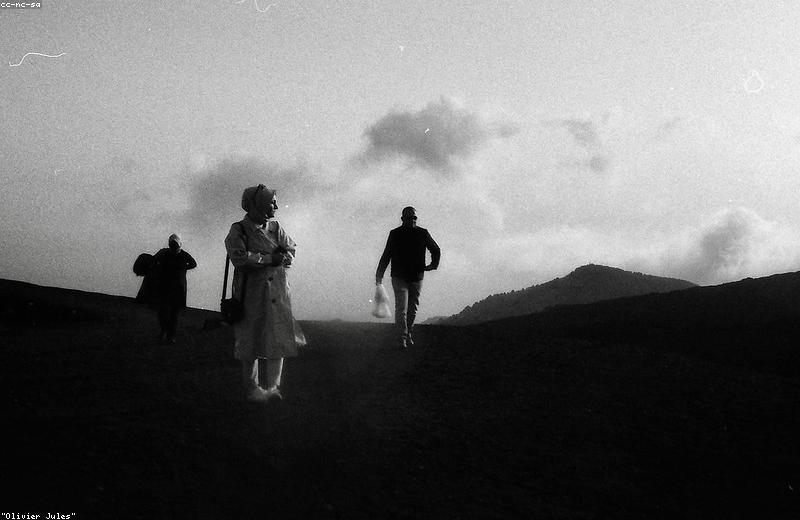 Không gian tiệc cưới tối giản