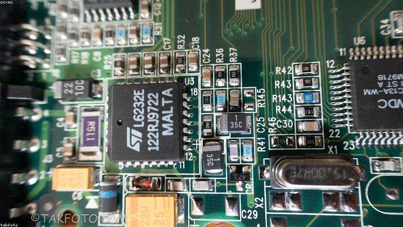 Cấu tạo bên trong bảng mạch Hub chuyển đổi