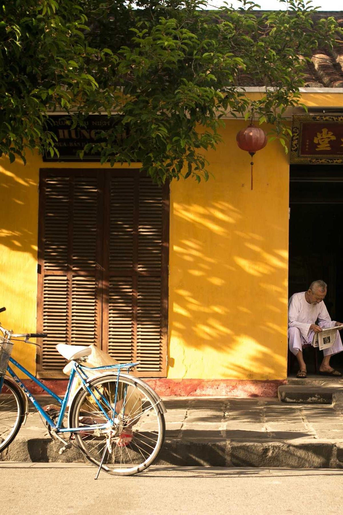 Người mẫu mặc áo Graphene