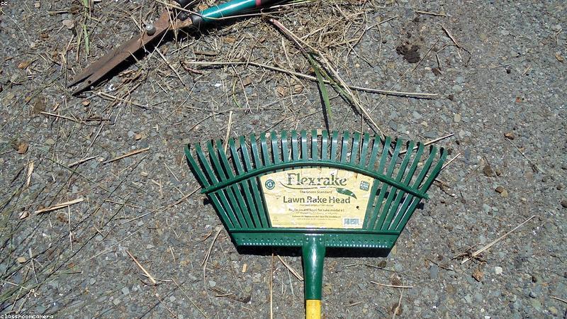 Dụng cụ cần thiết để dán sticker