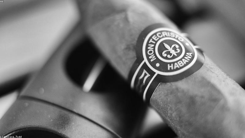 Hộp giữ ẩm xì gà cao cấp tại CigarLounge VN