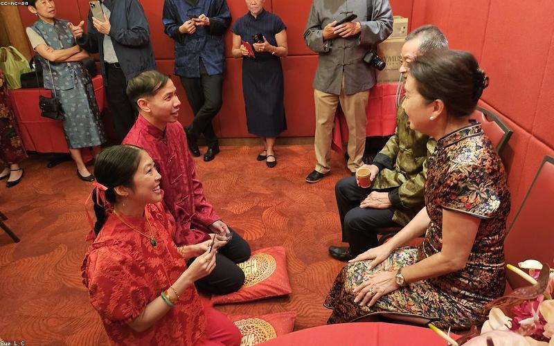 Thưởng thức trà cao cấp trong không gian tĩnh lặng