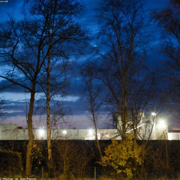 Gốm sản xuất hàng loạt