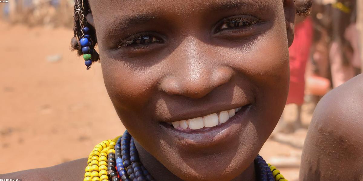 Con người nhỏ bé trước thiên nhiên