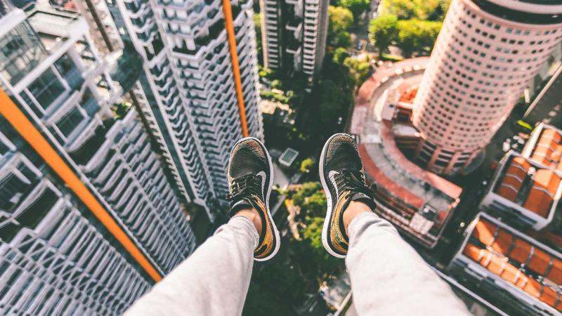 Trung tâm dữ liệu và sản xuất