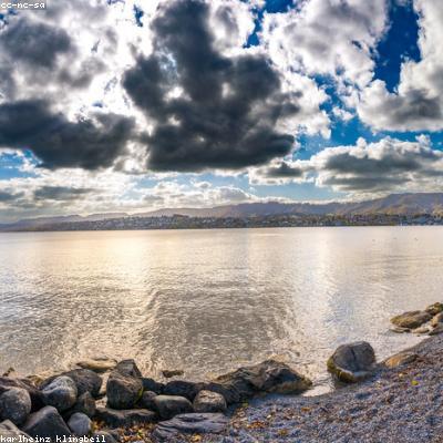 Nắng Sớm Trên Vụng