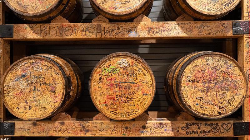 Hầm rượu Champagne và các dòng Extra Brut