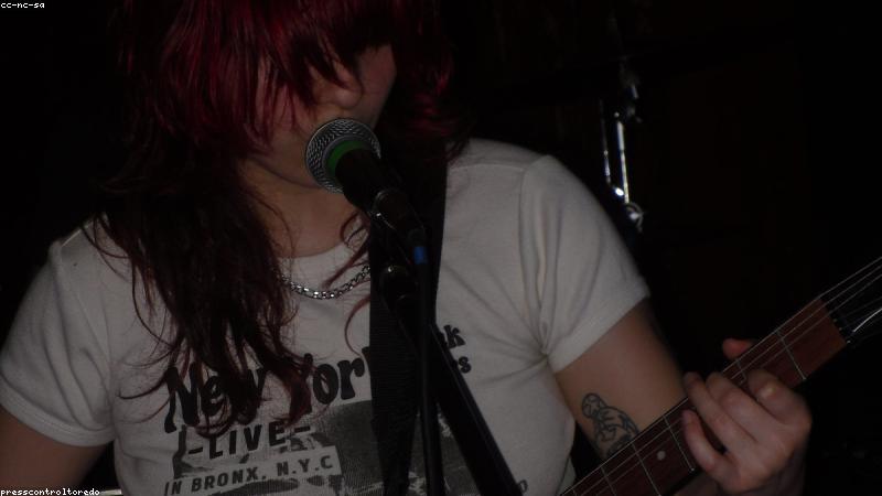 Các dáng đàn guitar phổ biến