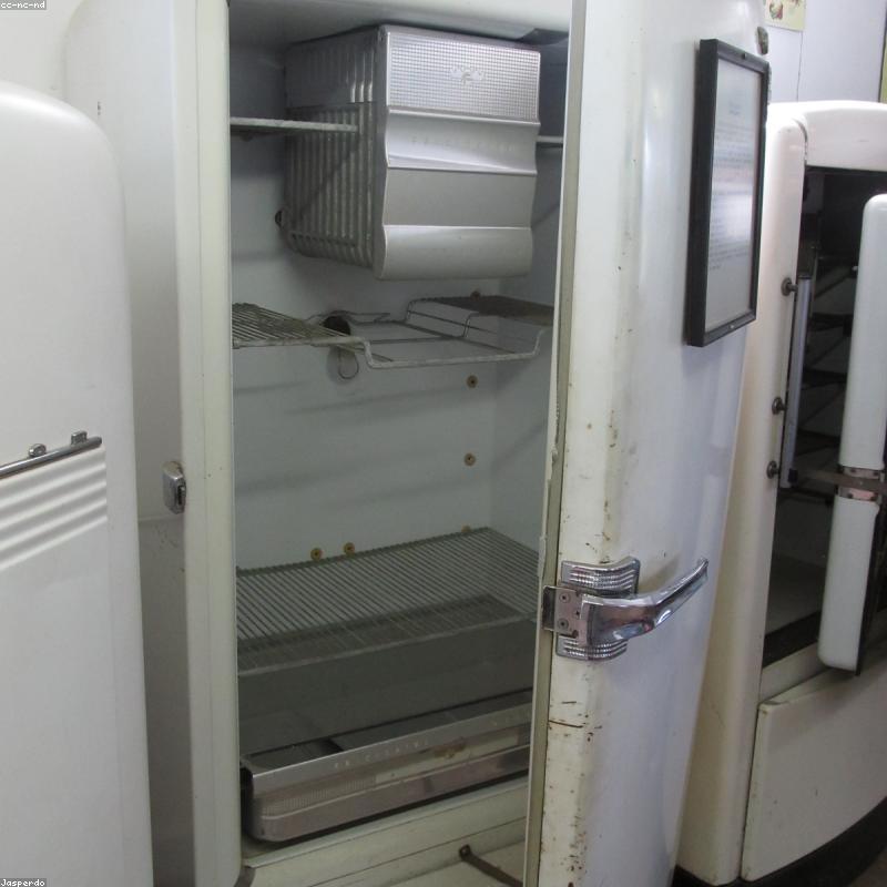 Tủ bảo quản Xì gà Klarstein El Presidente 48L