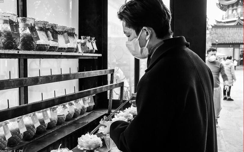 Nến thơm tự nhiên trang trí không gian sống