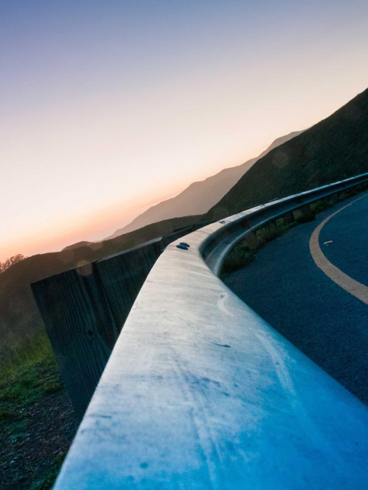 Thiết kế deconstructive 2026