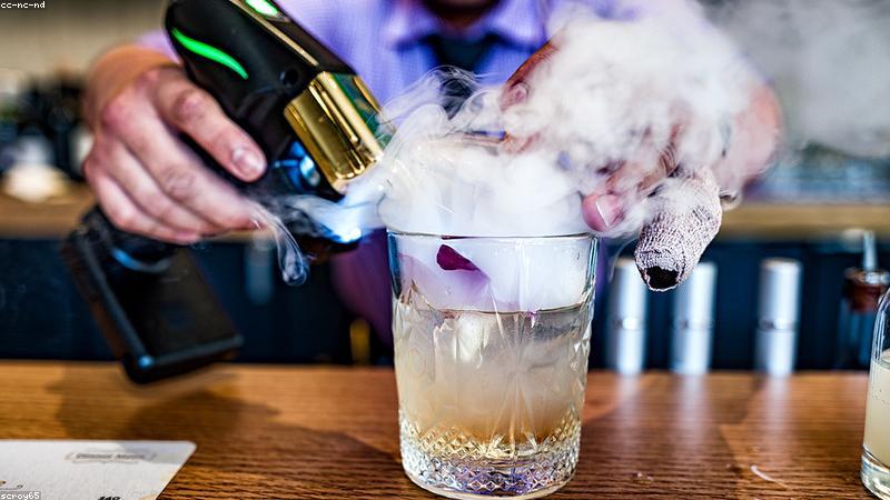 Sự thấu hiểu và sẻ chia