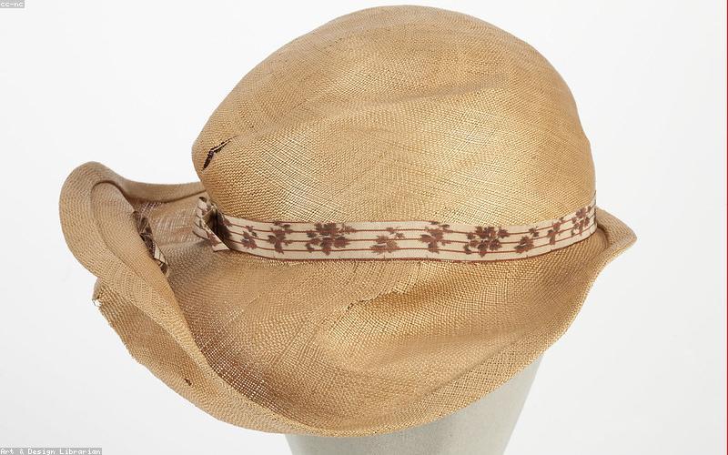 Chi tiết nơ điệu đà phong cách Girlcore