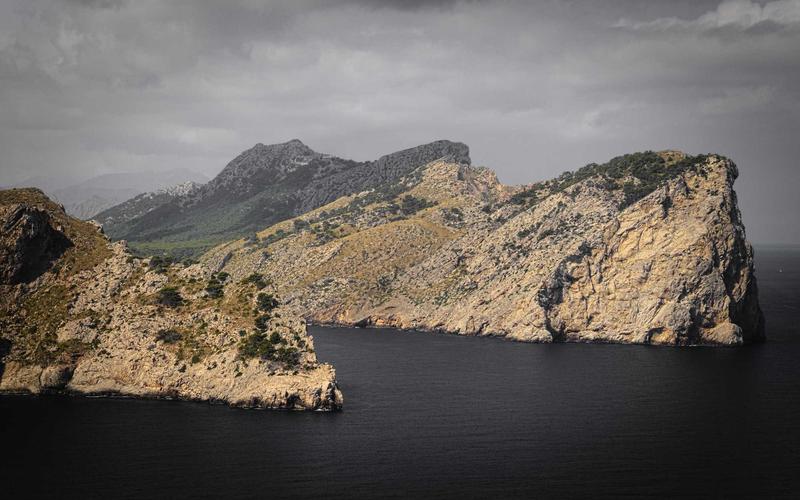 Con dấu chứng thực