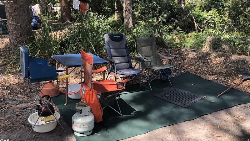 Bếp gas và bếp than trong dã ngoại