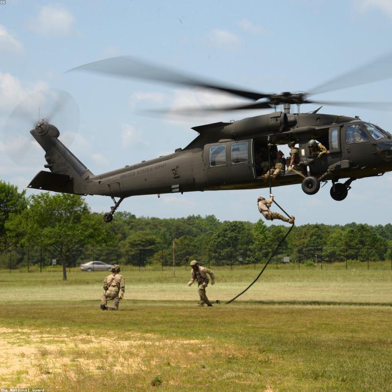 Máy Quay Đĩa Victrola Navigator 8-in-1 Classic