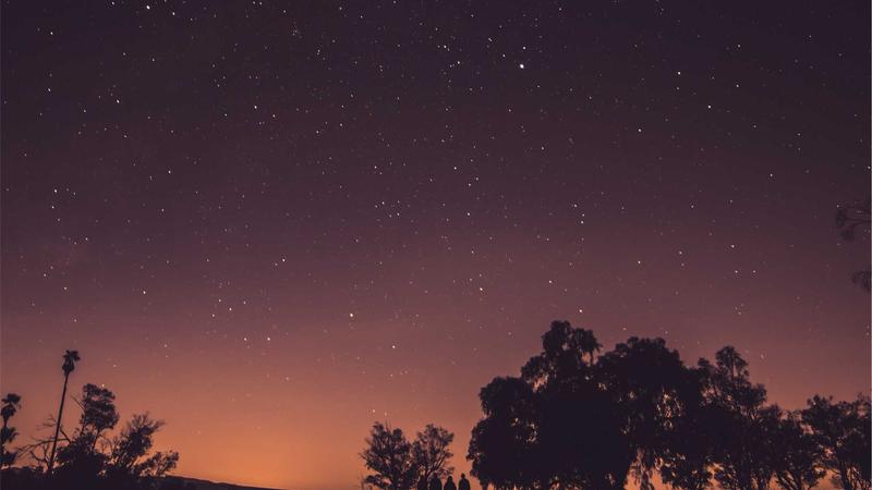 Thiền định trên không gian