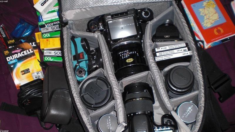 Xu hướng Glass Hair tại Paris Fashion Week