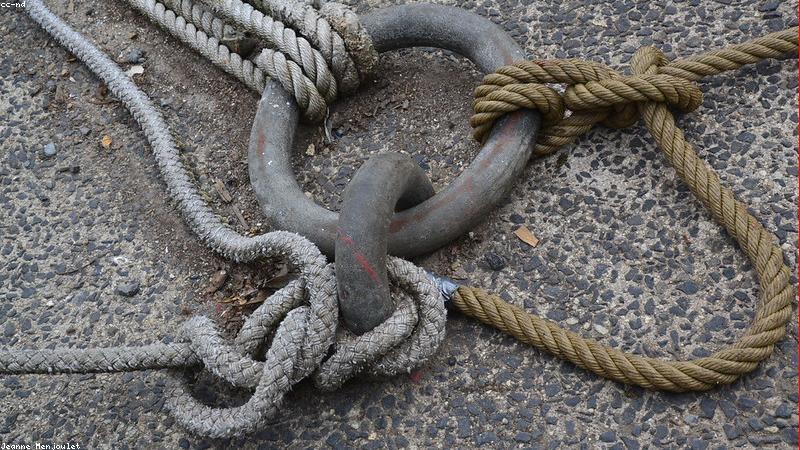 Data and connectivity in recruitment