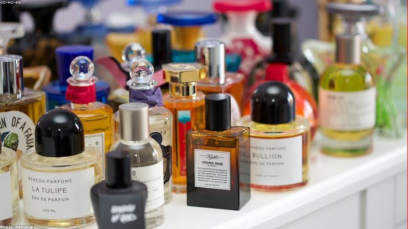 Nghệ thuật điều chế nước hoa thủ công