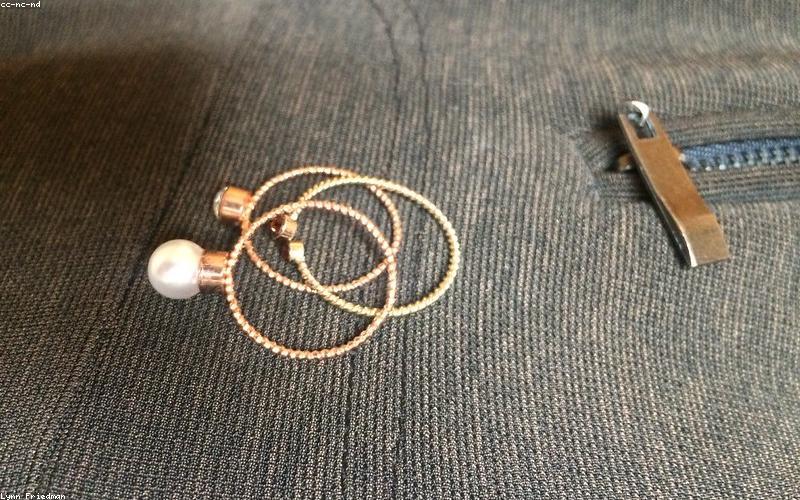 Nghệ thuật xếp lớp nhẫn tối giản