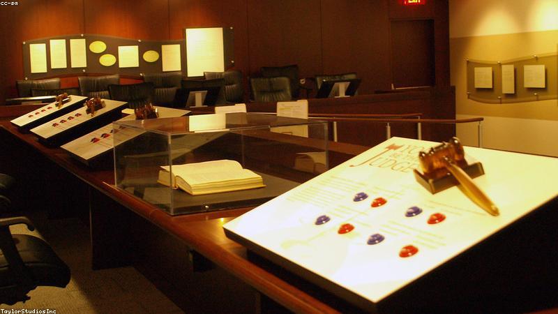 Bình luận khoa học luật hình sự