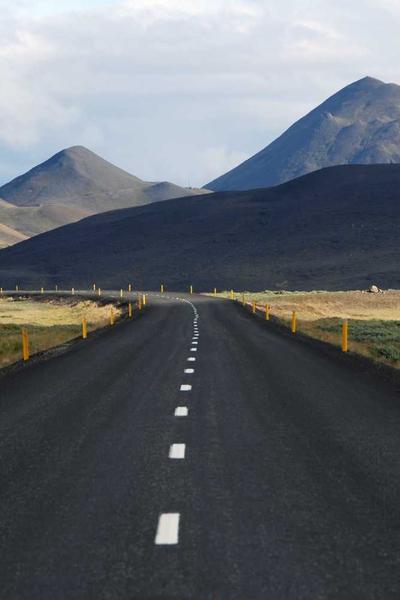 Tea tools on wooden desk