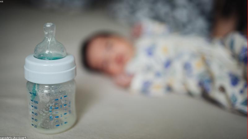 Chăm sóc bé sơ sinh và lựa chọn bỉm