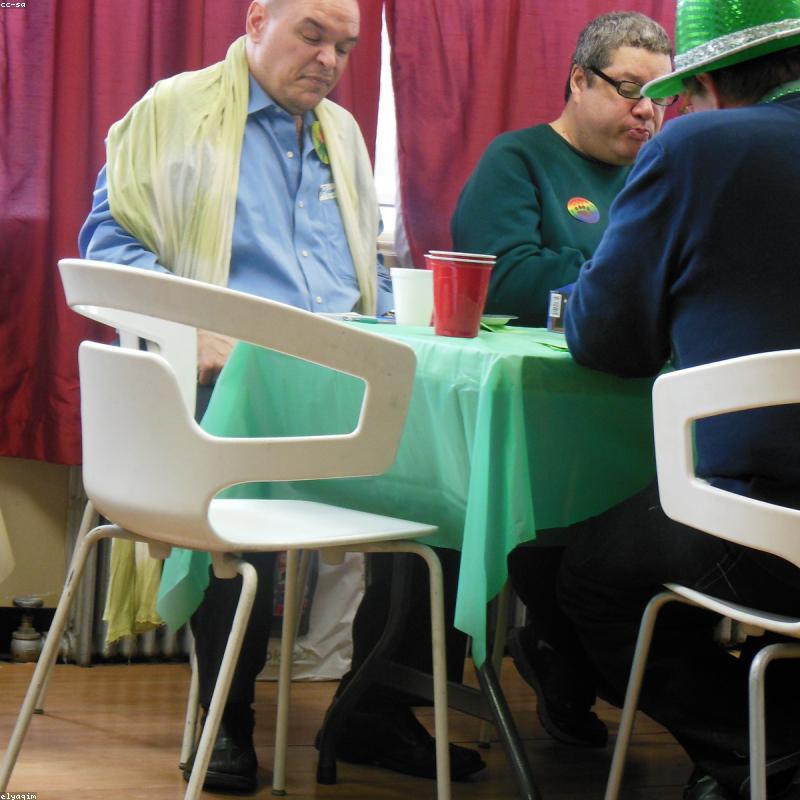 Khăn Lụa Hà Đông Họa Tiết Cổ Điển