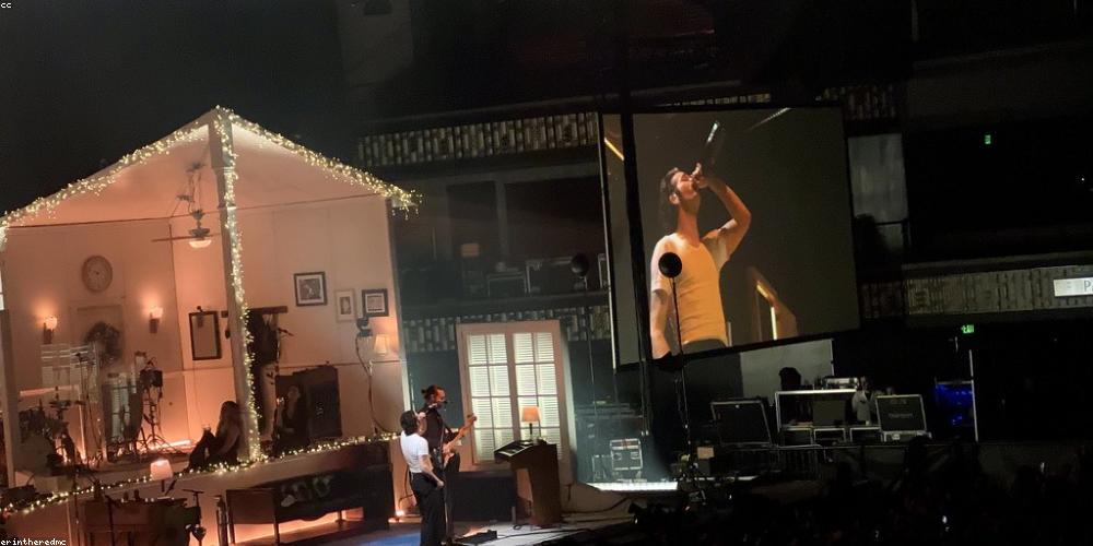 Data analysis briefing illustration