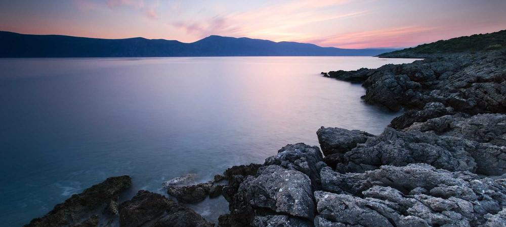 Chân dung Nguyễn Thùy Linh - International Journey Planner