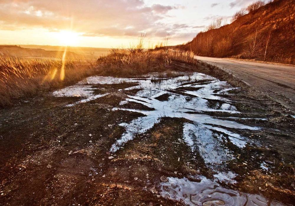 Kệ trưng bày gốm thành phẩm