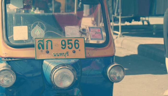 Cơ chế chân bàn nâng hạ