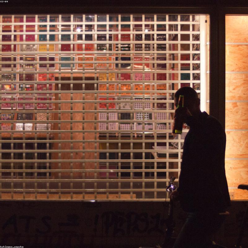 Bình Nước Lắc Shaker Active 3 Lớp