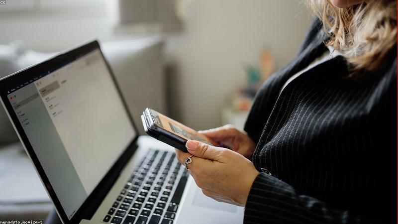 Quà tặng doanh nghiệp sang trọng